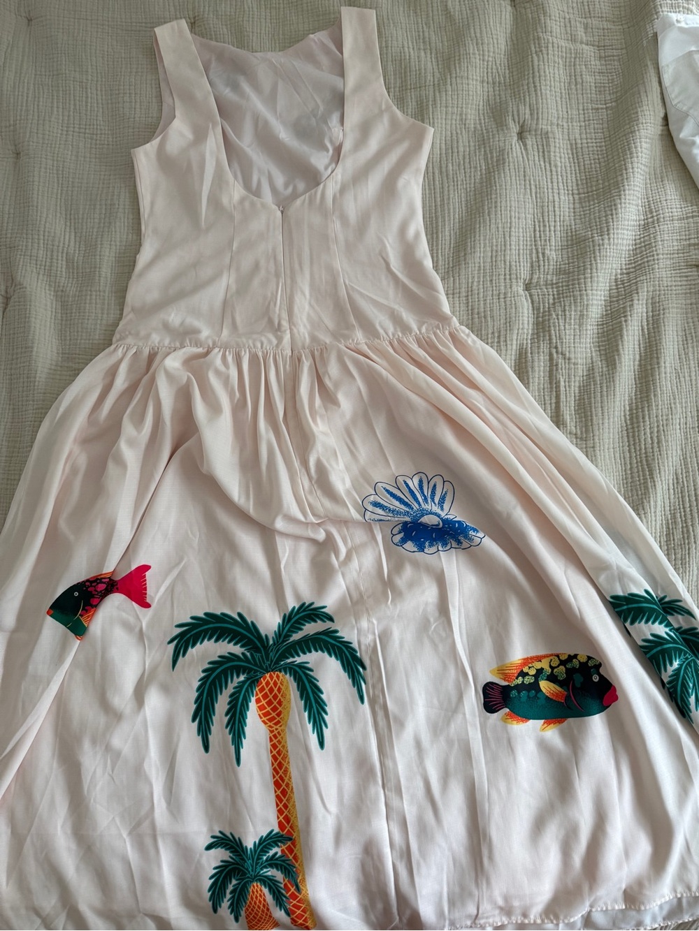 Commense Cream Tropical Print Sleeveless Dress with Colorful Sea Motifs - Picture 2 of 3